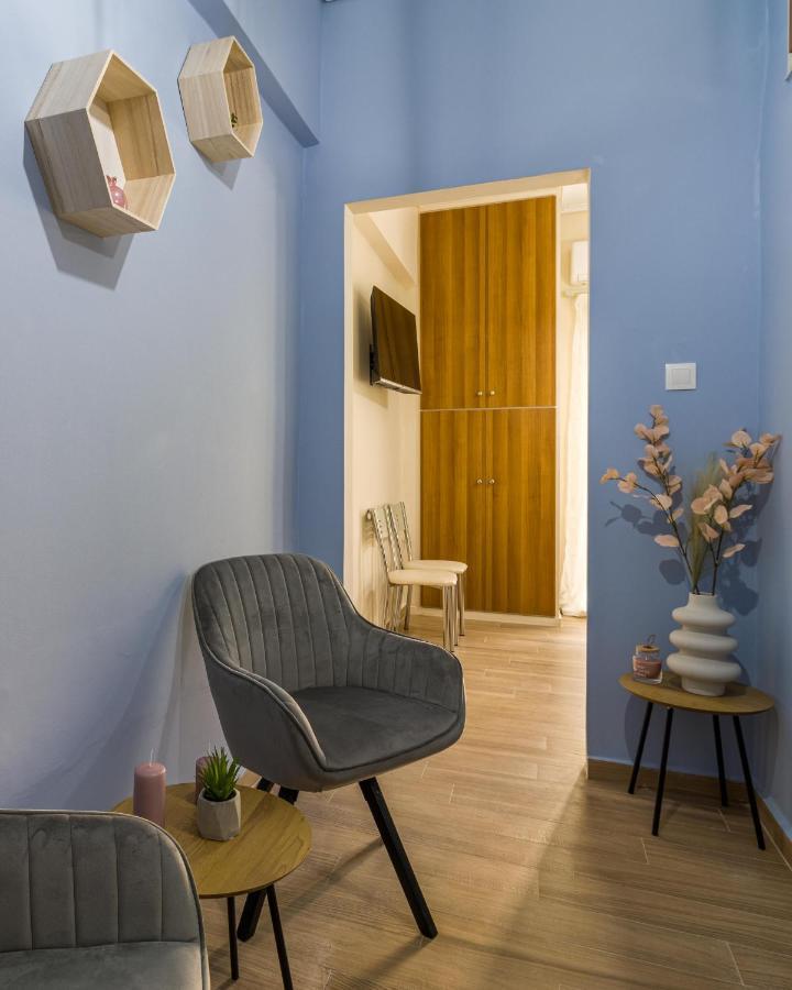 Couples Retreat, Fully Equipped Studio/ Loutraki Beachアパートメント エクステリア 写真